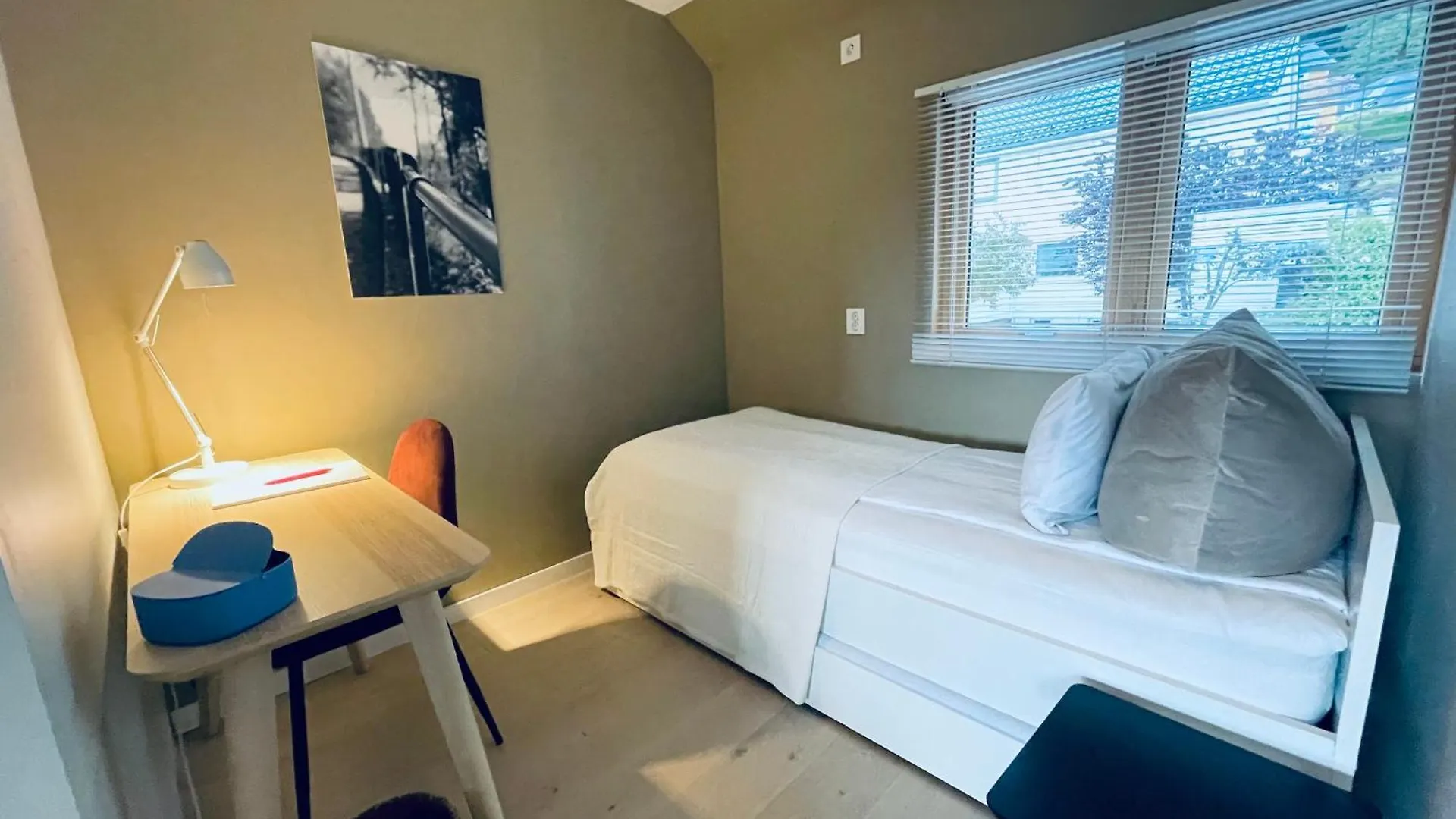 Feels Like Home -Free Parking -Attractive Location Bergen